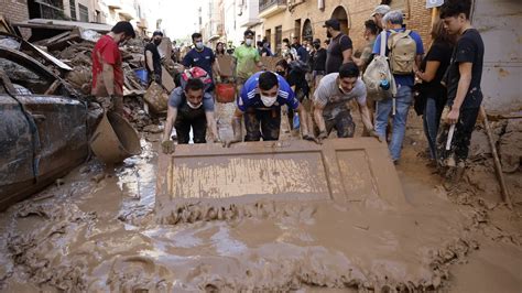 Fotos Las Im Genes M S Impactantes De La Dana En Espa A Este S Bado