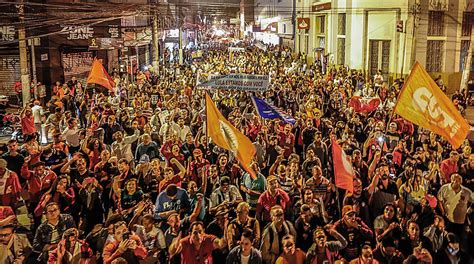 Movimentos Debatem Cria O De Frente Ampla Pela Democracia Pol Tica