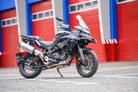 Prueba Benelli Trk X M S De Lo Que Esperas Mucho M S