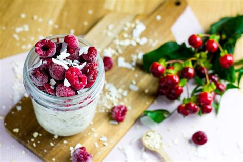 Kokos Overnight Oats Mit Himbeeren