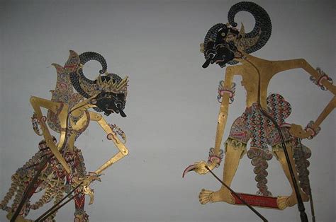 Berkenalan Dengan Wayang Kulit Salah Satu Jenis Wayang Terpopuler Di