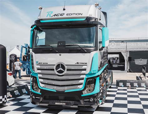 Mercedes Benz Trucks Presenta Actros Race Edition Vado E Torno Web My XXX Hot Girl