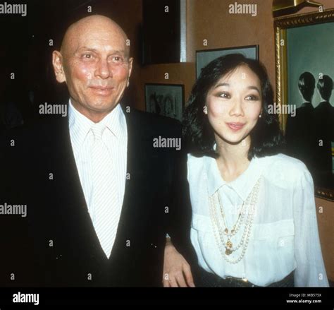 Yul Brynner and wife Kathy 1985 Photo By Adam Scull/PHOTOlink.net Stock Photo - Alamy