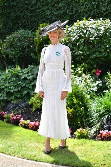 The Royal Ascot Fashion Looks We Love This Year Who What Wear Uk