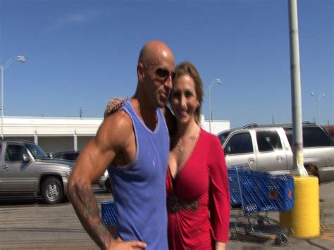 Savanna Jane Is A Milf In Heat Photos