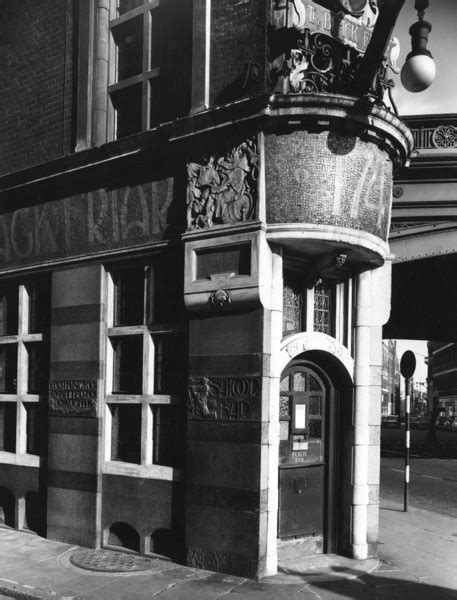 The Black Friar Queen Victoria Street Blackfriars City Of London