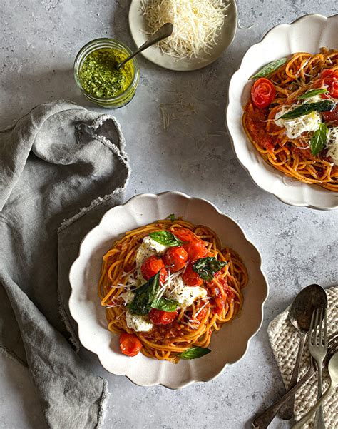 Spaghetti Al Pomodoro