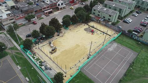 Cancha sintética para futbol en el parque la Europa Proyecto del Grupo