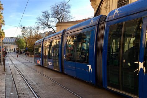 Montpellier Les Transports En Commun Gratuits Le Week End Pour Les