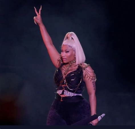 Nicki Minaj Cuts Performance of “Monster” at Essence Fest, Calls Kanye ...