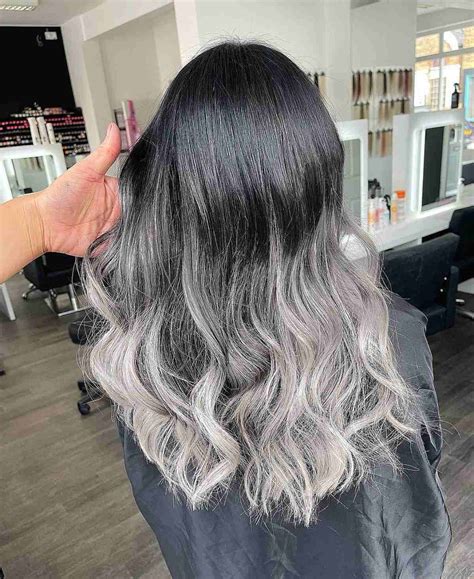 23 Stunning Examples of Balayage for Dark Hair (2023 Pics) – Siznews