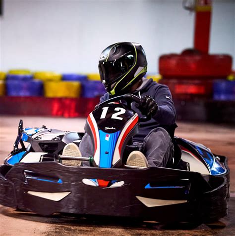 Karting intérieur allié plaisir sportif et loisir Le kart