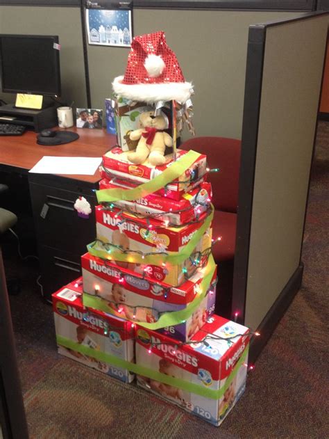 Christmas Diaper Tree We Made This For A Co Worker We Simply Stacked