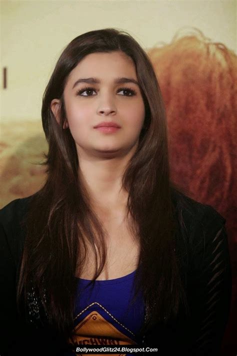 Alia Bhatt Stunning Hot Pics Gallery Wiral Beauties