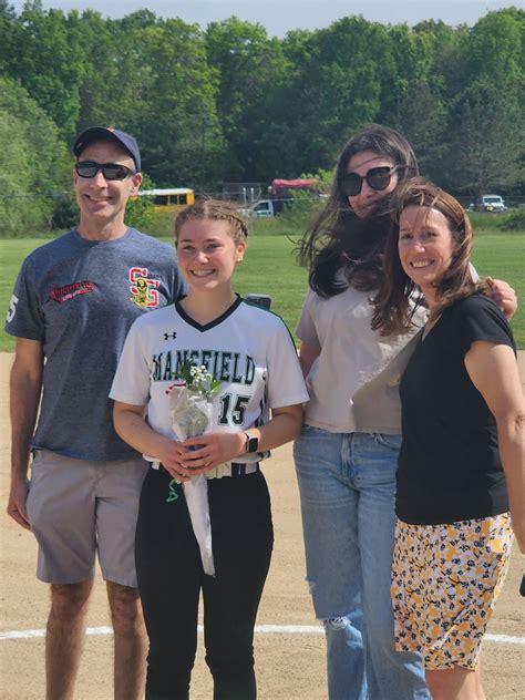 Mhsathleticsad On Twitter Sr Day At Mansfield Softball