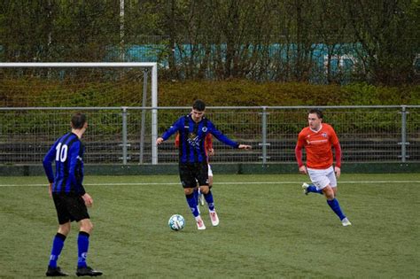 Vitesse Laat Weer Punten Liggen Nu Tegen Laagvlieger Hoofddorp