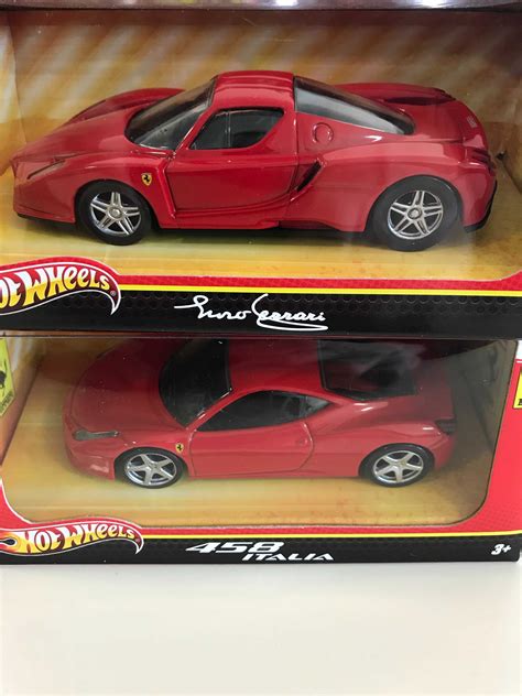 Метална колекционерска количка HOT WHEELS FERRARI мащаб нови с Труд OLX bg