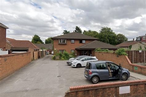 The 11 Gp Surgeries In The Luton Area With The Longest Waits For