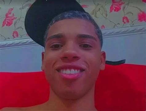 Polícia investiga morte de MC de 17 anos em São João de Meriti Rio de