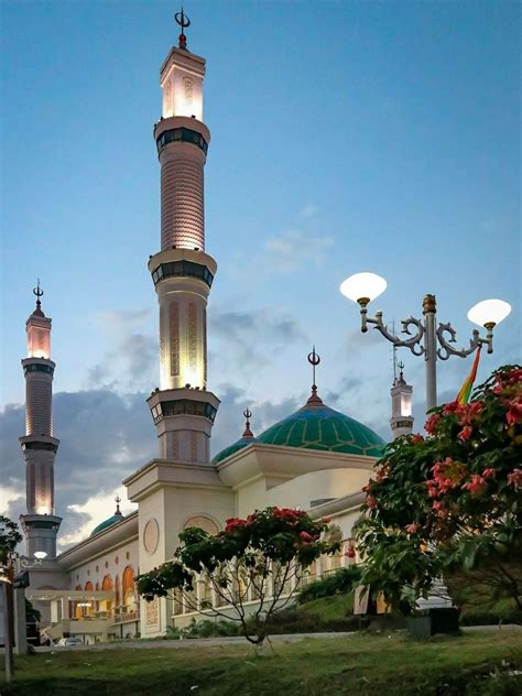 Masjid Menara Putih Damaskus Syria Emily Cornish