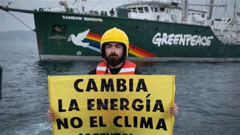 Greenpeace pide a la UE el fin de los combustibles fósiles para evitar