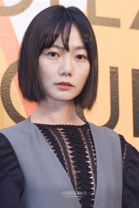 Bae Doona 배두나 Picture Hancinema The Korean Movie And Drama