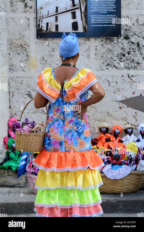 Vêtements traditionnels cubains Banque de photographies et dimages à