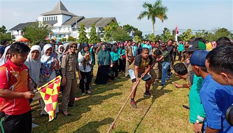 Meriahkan HUT RI Ke 74 Pemkab Mukomuko Gelar Lomba Tarik Tambang