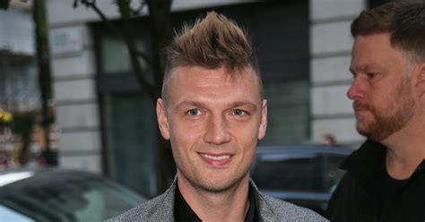 Nick Carter Tears Up At Backstreet Boys Concert After Aarons Death