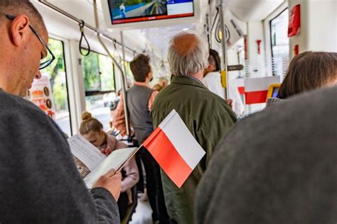 Kraków Komunikacja miejska w długi weekend majowy Zawieszone linie