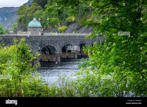 Garreg ddu hi-res stock photography and images - Alamy