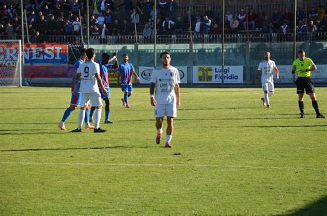 Modica Calcio Sconfitto A Patern Ragusa Oggi