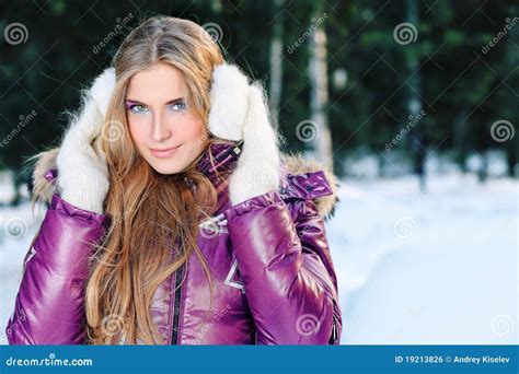 Winter Stock Photo Image Of Cool Outdoors Beauty Fashion 19213826