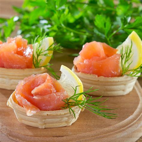 Recette Tartelettes au saumon fumé facile rapide