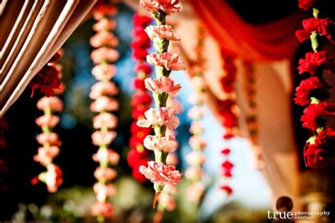 Wedding Flowers On A Budget India S Wedding Blog