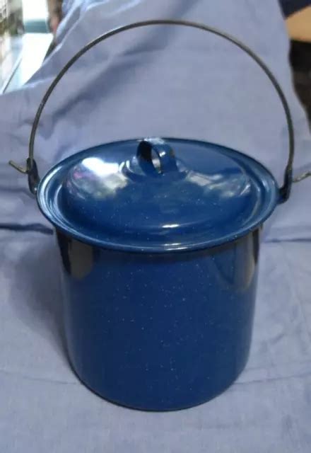 Vintage Blue Speckled Enamelware Country Farmhouse Camping Stock Pot W