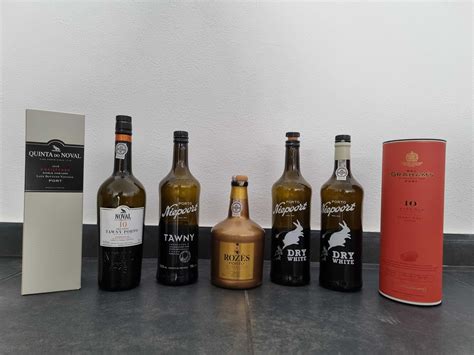 Carrafas Vazias De Vinho Do Porto E Caixas Santa Maria Maior Olx Portugal