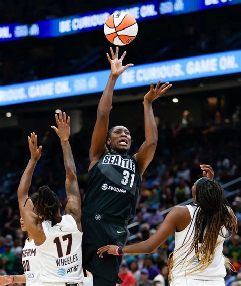 Tina Charles reaches WNBA milestone, scores 27 points as Storm beat ...