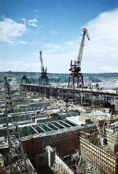 Панорама строительства водосливной плотины Братской ГЭС. Сентябрь 1959 ...
