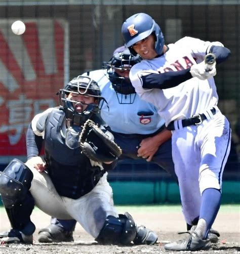 第106回全国高校野球 沖縄大会 （準決勝） 興南、積極打撃で逆転 沖縄タイムス＋プラス