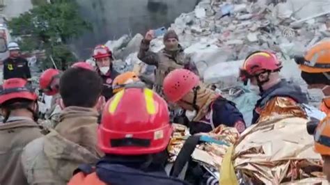 Hatay Da Enkaz Alt Nda Kalan Hakan Yasino Lu Depremin Saatinde