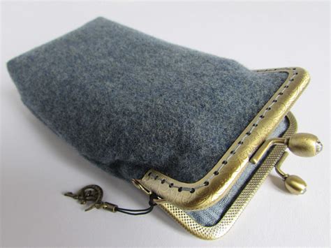 Wool Eyeglass Case Vintage Style Fabric Sunglass Case Soft Eyeglasses Case Kiss Clasp Glasses