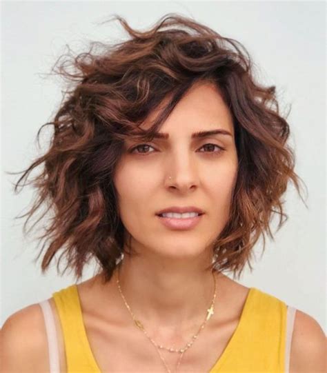 Stylish Neck Length Haircuts Ideas For Women