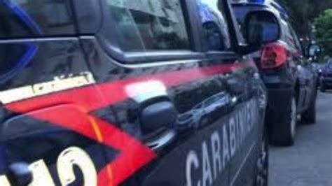 Imbocca La Pontina Contromano Anziano Di Anni Provoca Tre Incidenti