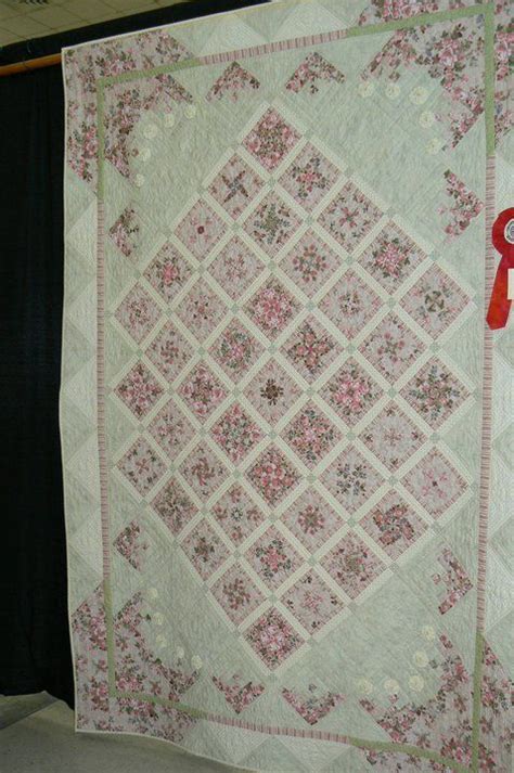 Pin By Kay Waldron On A Quilt Square Pink Quilts Quilts Quilt