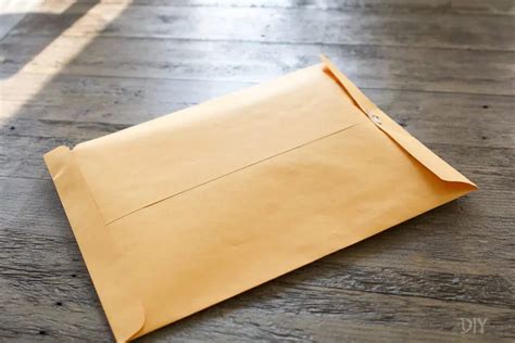Leaving A Time Capsule For Future Homeowners The Diy Playbook