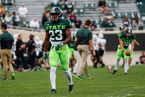 NC State reveals new uniforms for week 1 vs USF : r/CFB