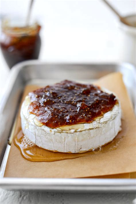 Honey Baked Brie With Fig Jam And Walnuts Simply Scratch