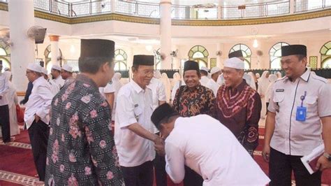 Plt Bupati Nafiah Imbau Calon Jamaah Haji Kabupaten Kapuas Disiplin