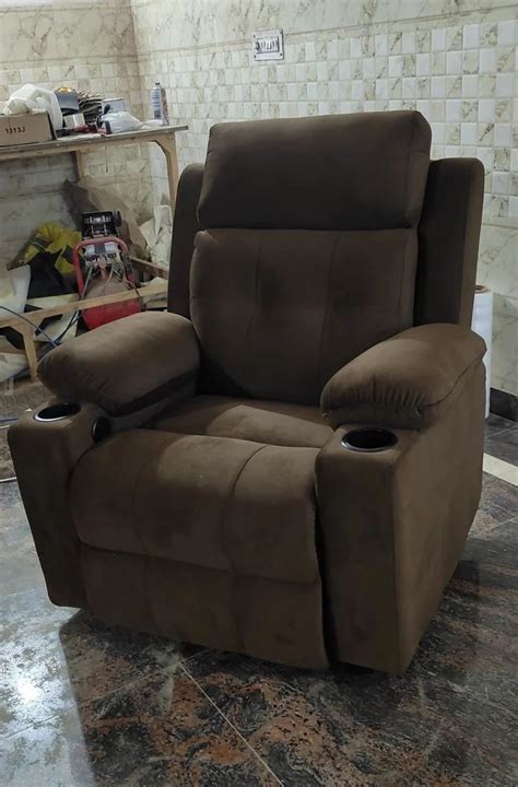 Pu Leather Darcy Motorized Recliner With Usb Port And Cup Holder At Rs